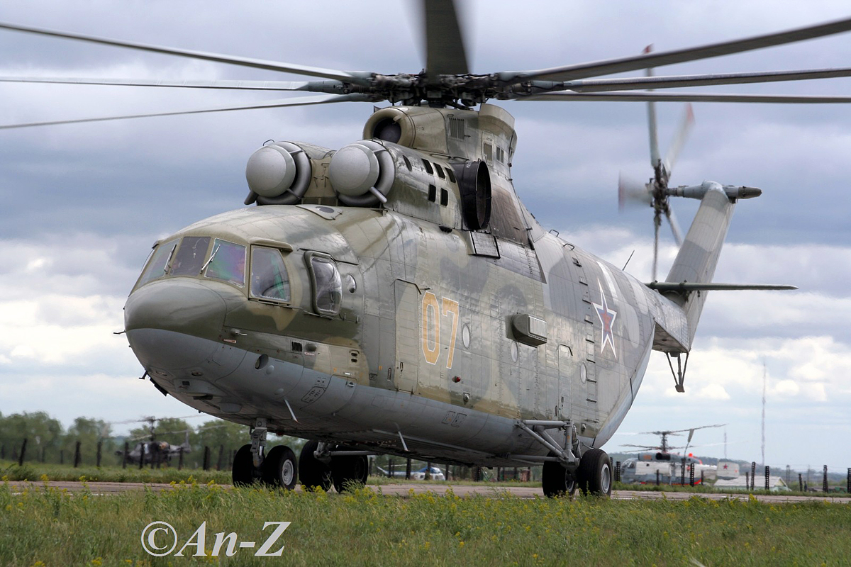 Mi-26   07 yellow