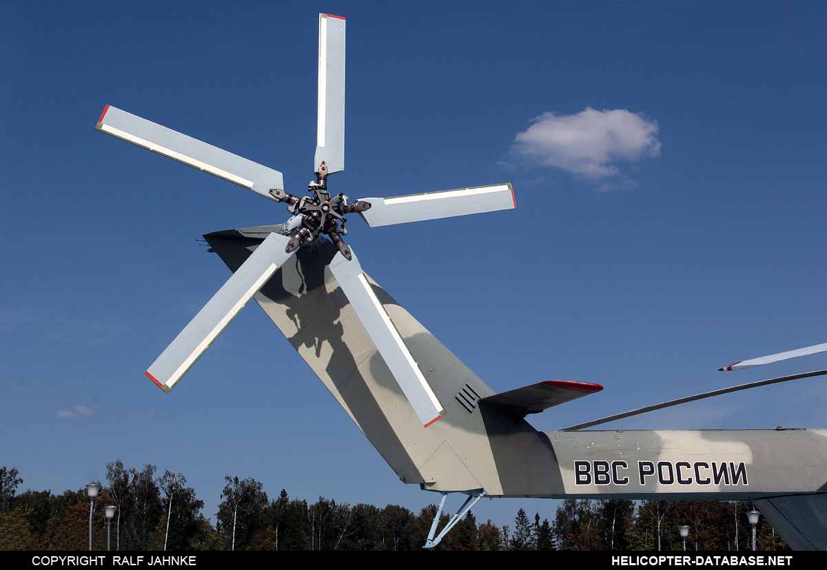 Mi-26   80 yellow