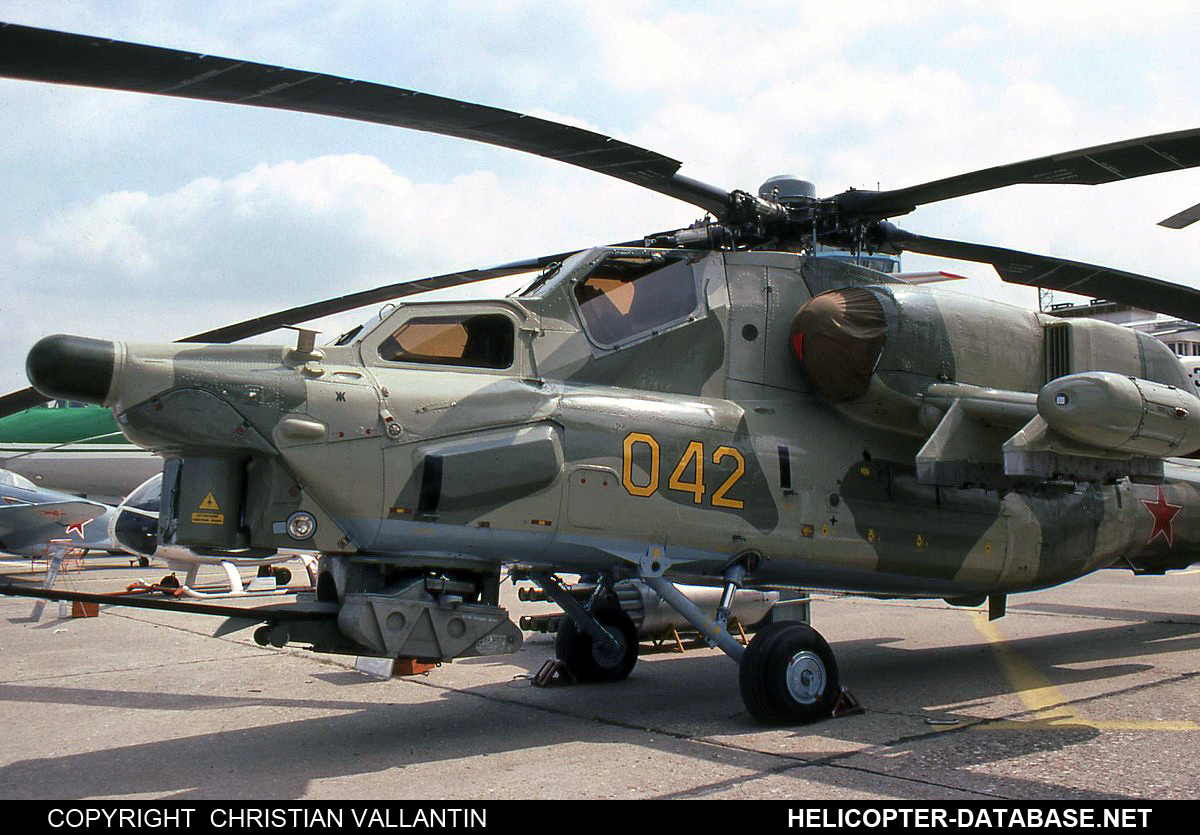 Mi-28A   042 yellow