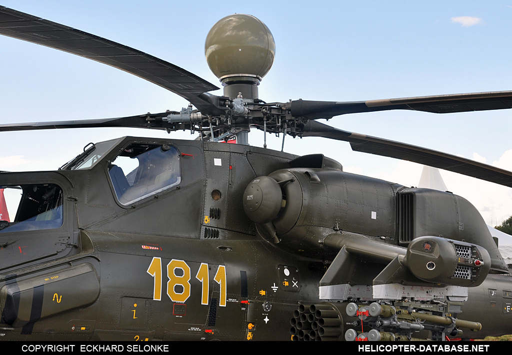 Mi-28UB   1811 yellow