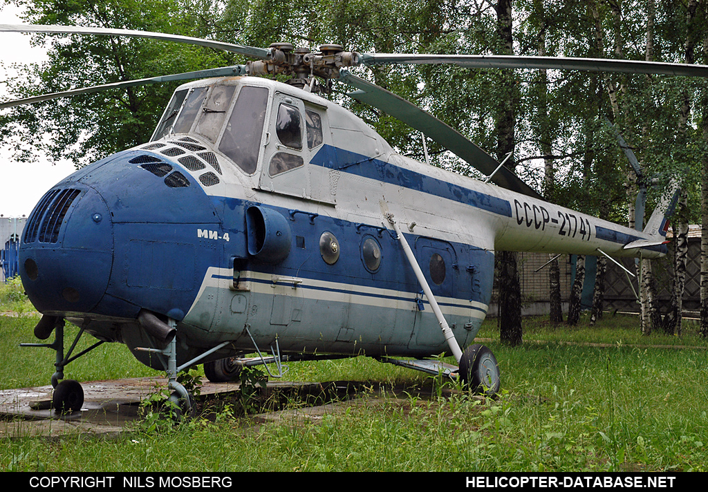 Mi-4   CCCP-21741