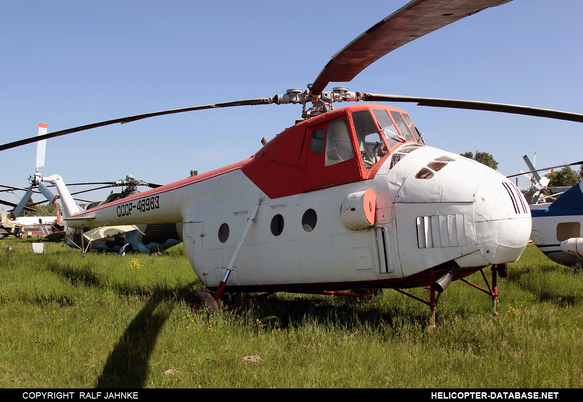 Mi-4A   CCCP-48983