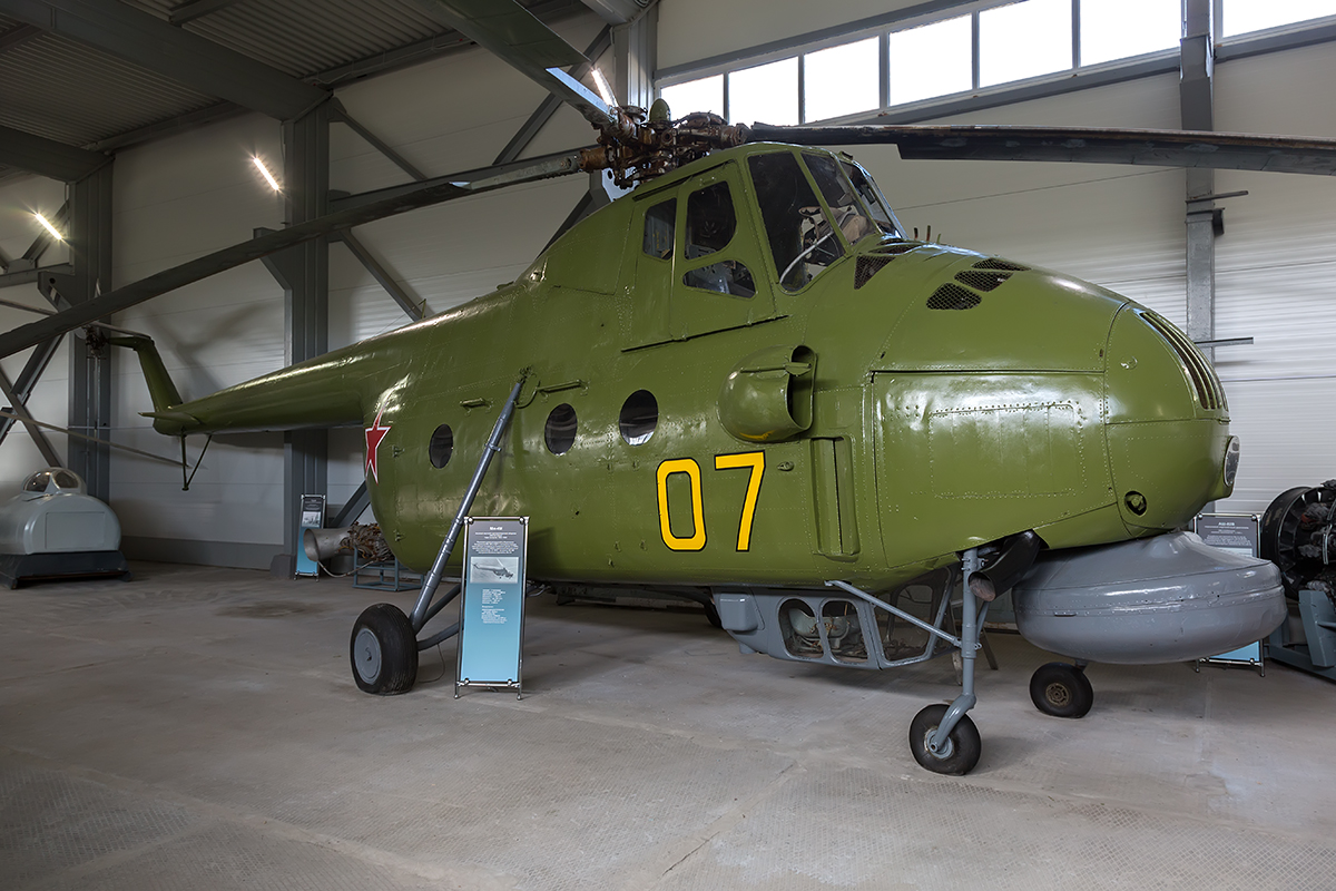 Mi-4MR   07 yellow