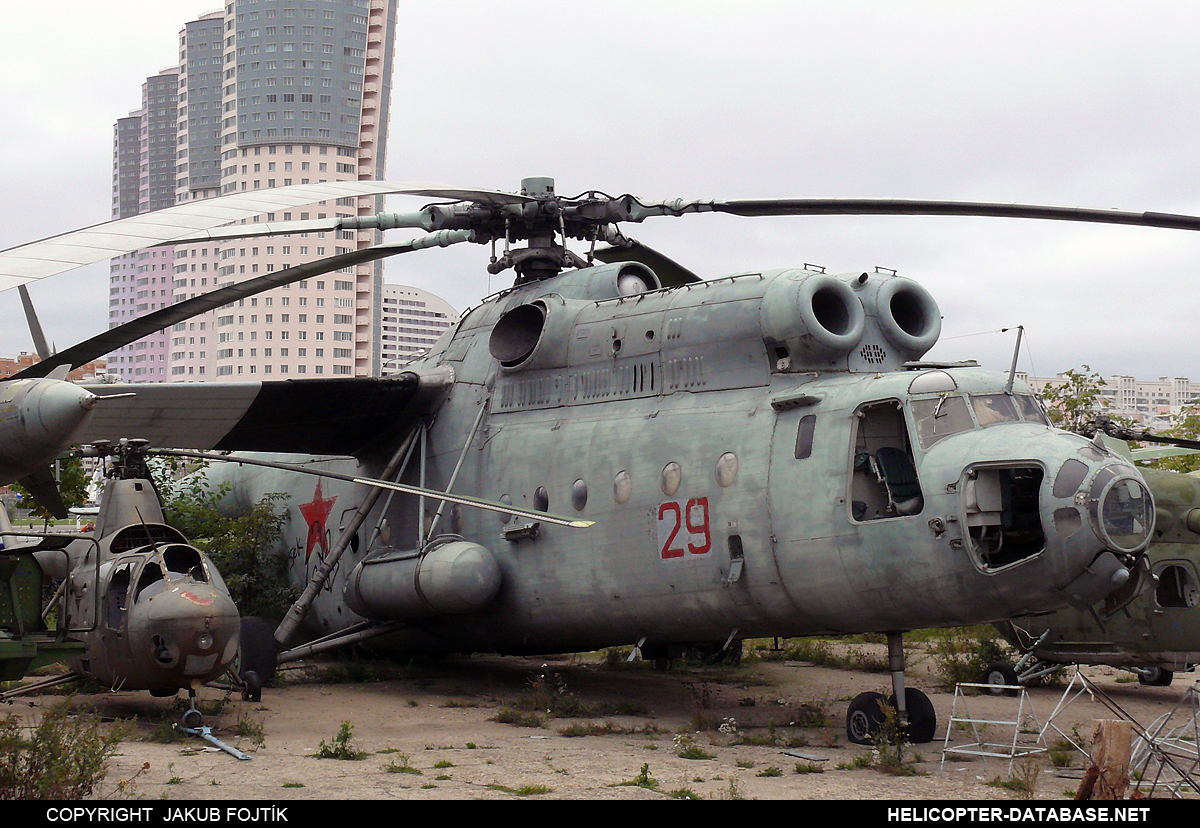 Mi-6   29 red