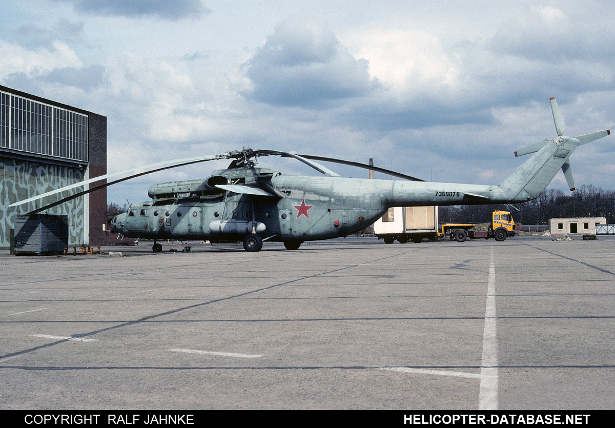 Mi-6   79 red