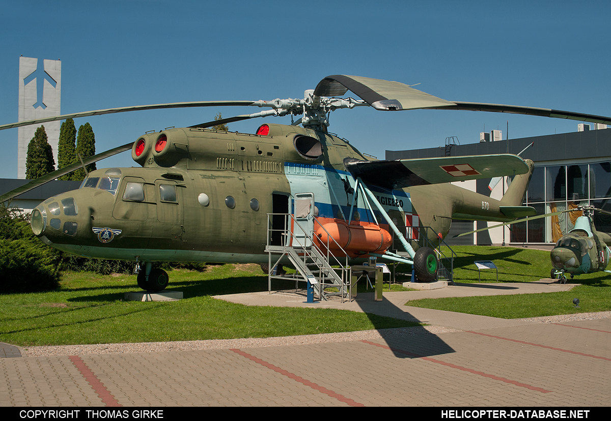 Mi-6A   670