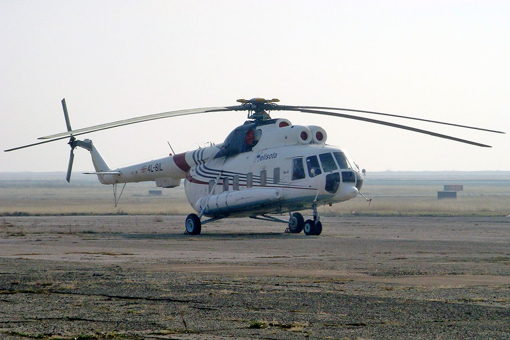 Mi-8TP   4L-BIL