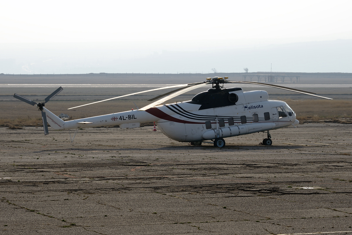 Mi-8TP   4L-BIL