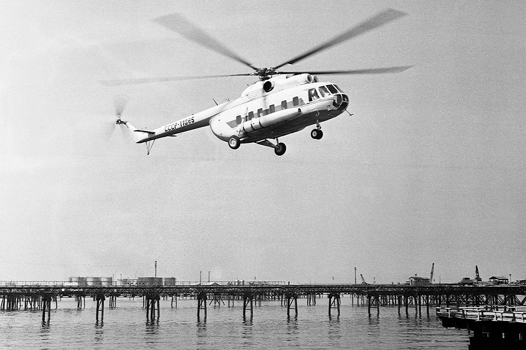 Mi-8PS   CCCP-11085