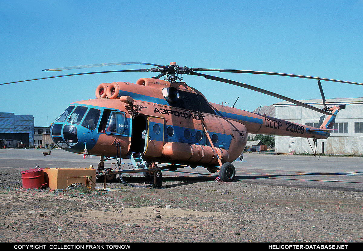 Mi-8T   CCCP-22899