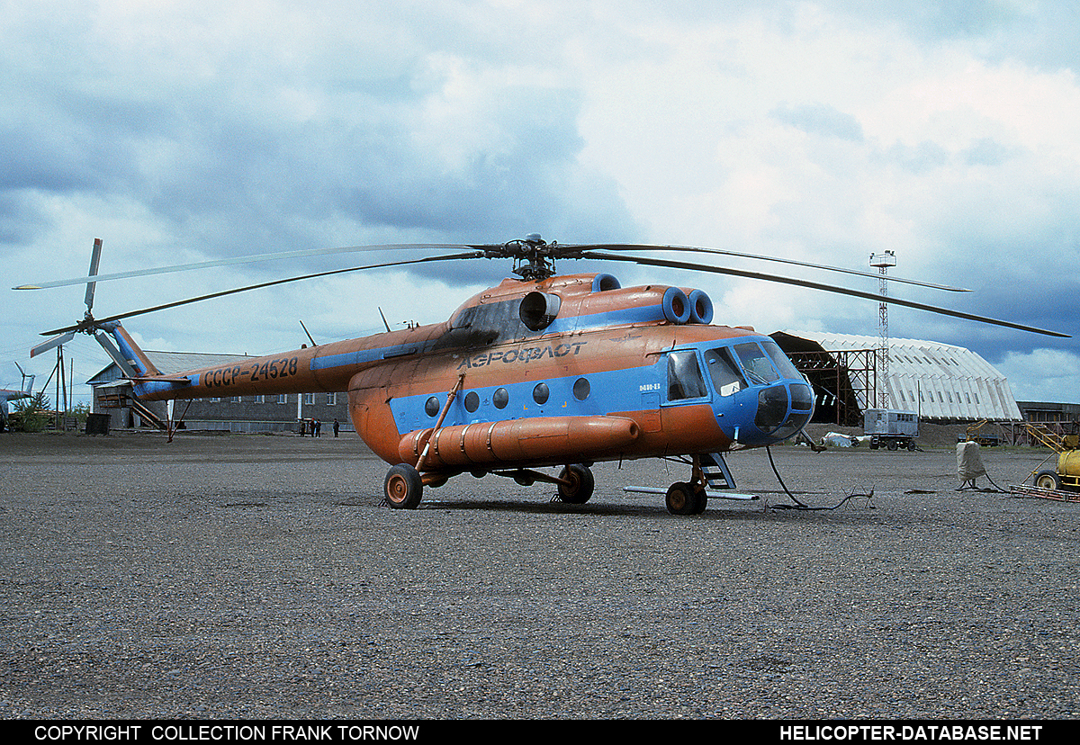 Mi-8T   CCCP-24528