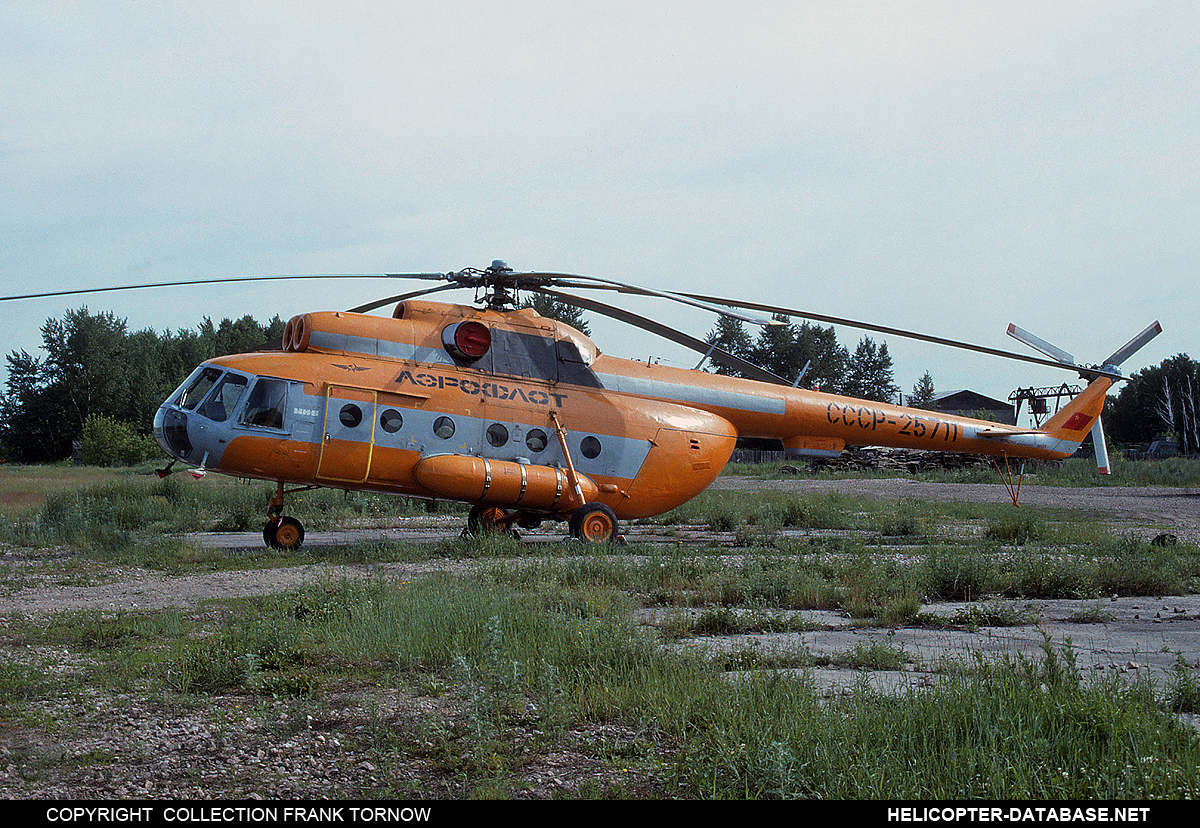 Mi-8T   CCCP-25711