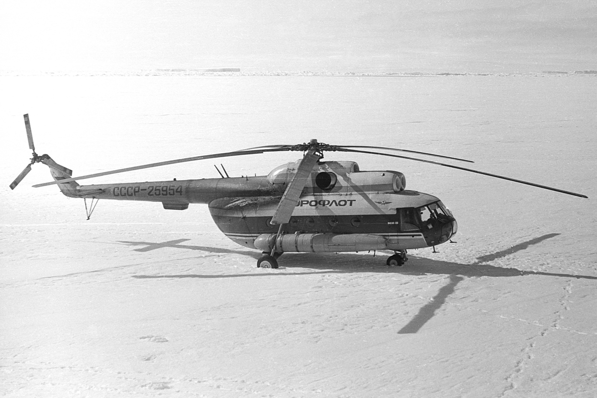 Mi-8T   CCCP-25954