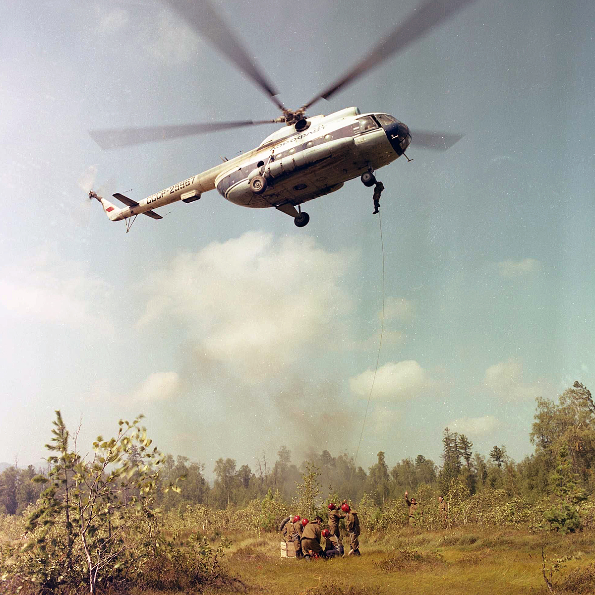 Mi-8T   CCCP-25967