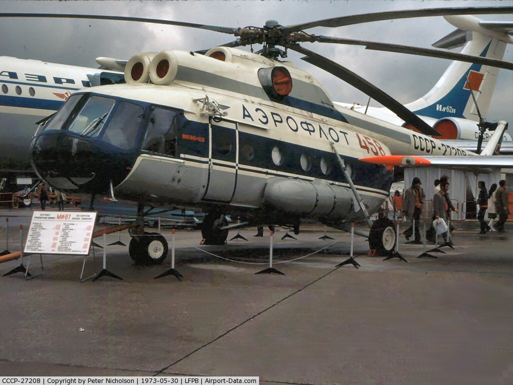 Mi-8T   CCCP-27208