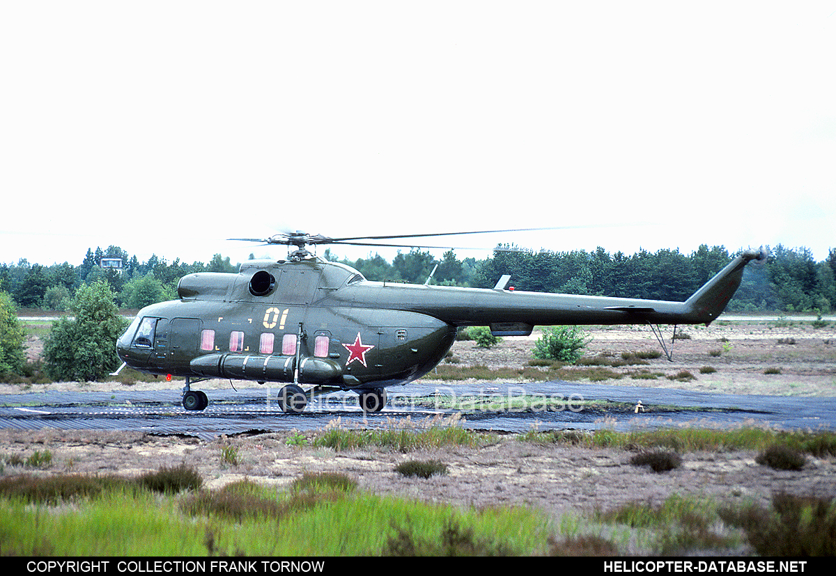 Mi-8PS   01 yellow