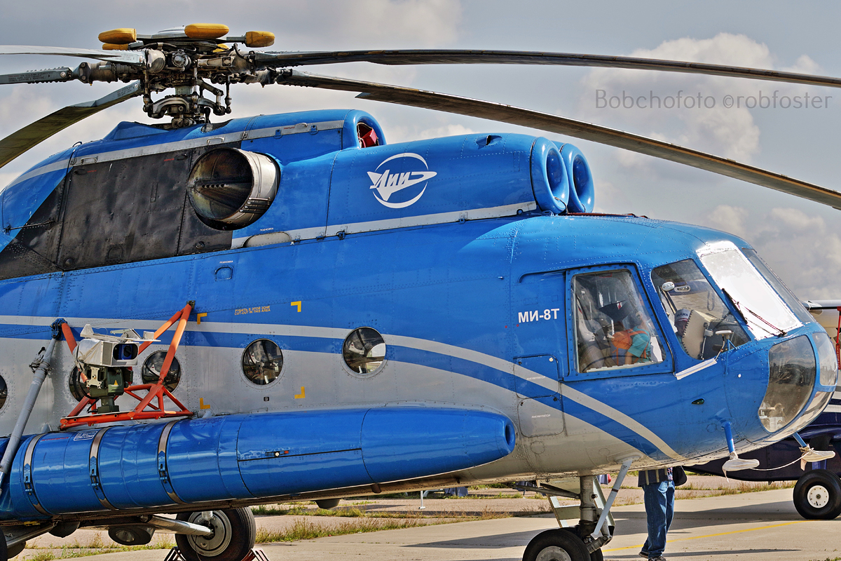 Mi-8T   08250