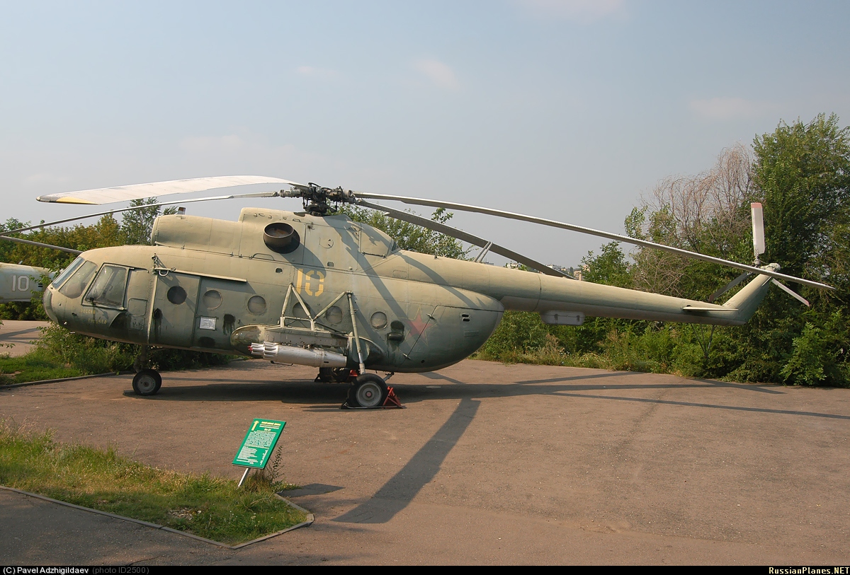 Mi-8T   10 yellow