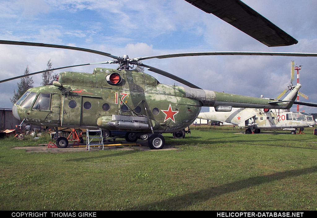 Mi-8T   17 red