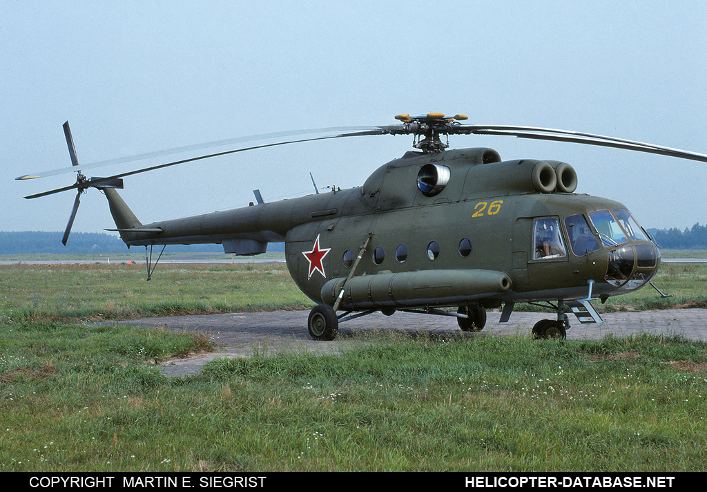 Mi-8TP   26 yellow