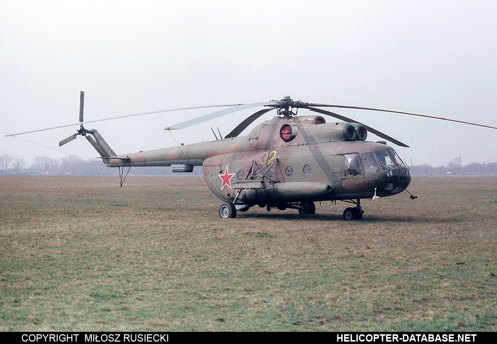 Mi-8T&nbsp;&nbsp;&nbsp;32 yellow
