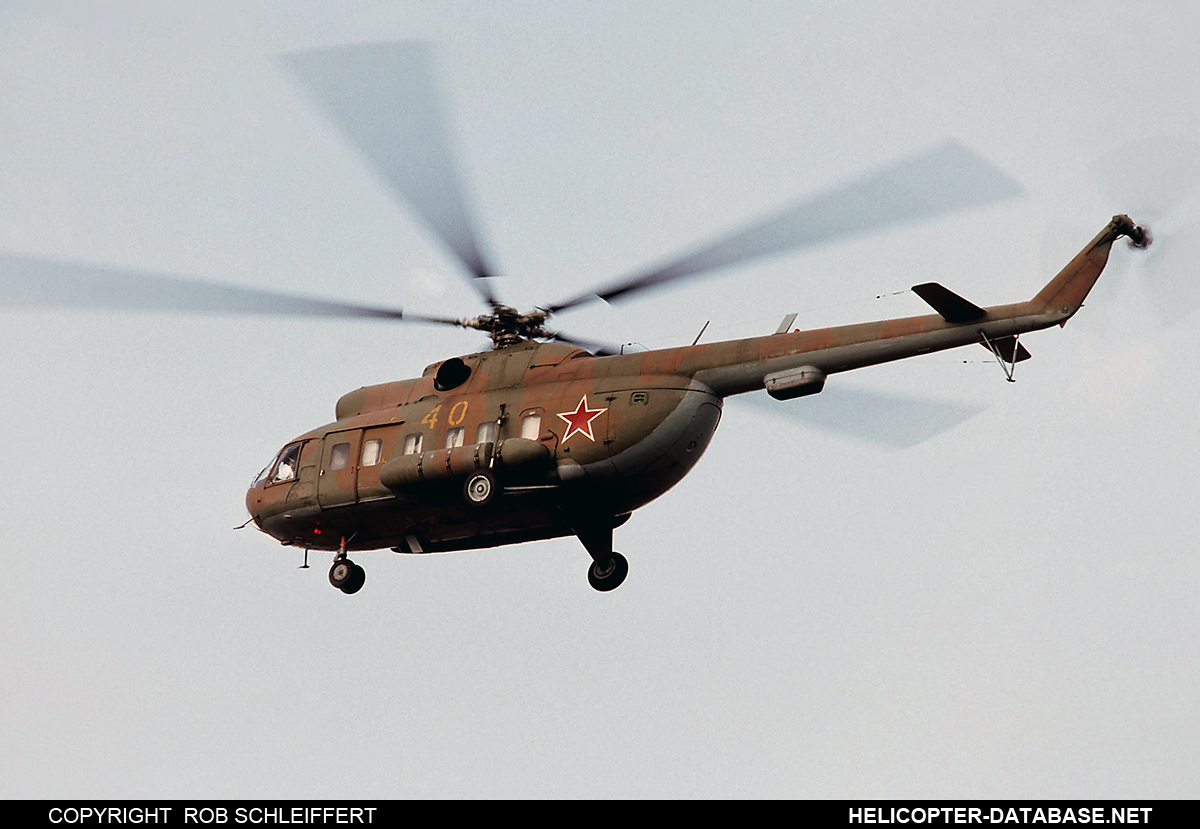 Mi-8PS   40 yellow