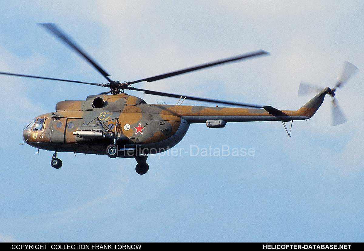 Mi-8T   67 yellow