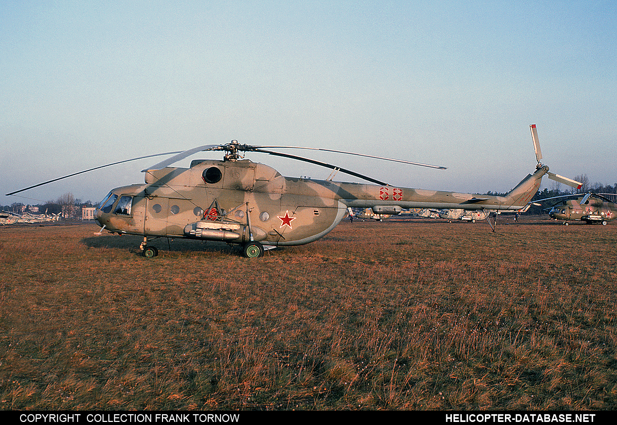 Mi-8T   68 red