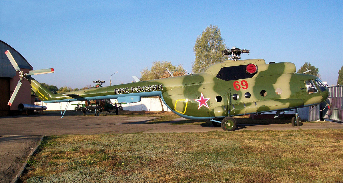 Mi-8TP   69 red