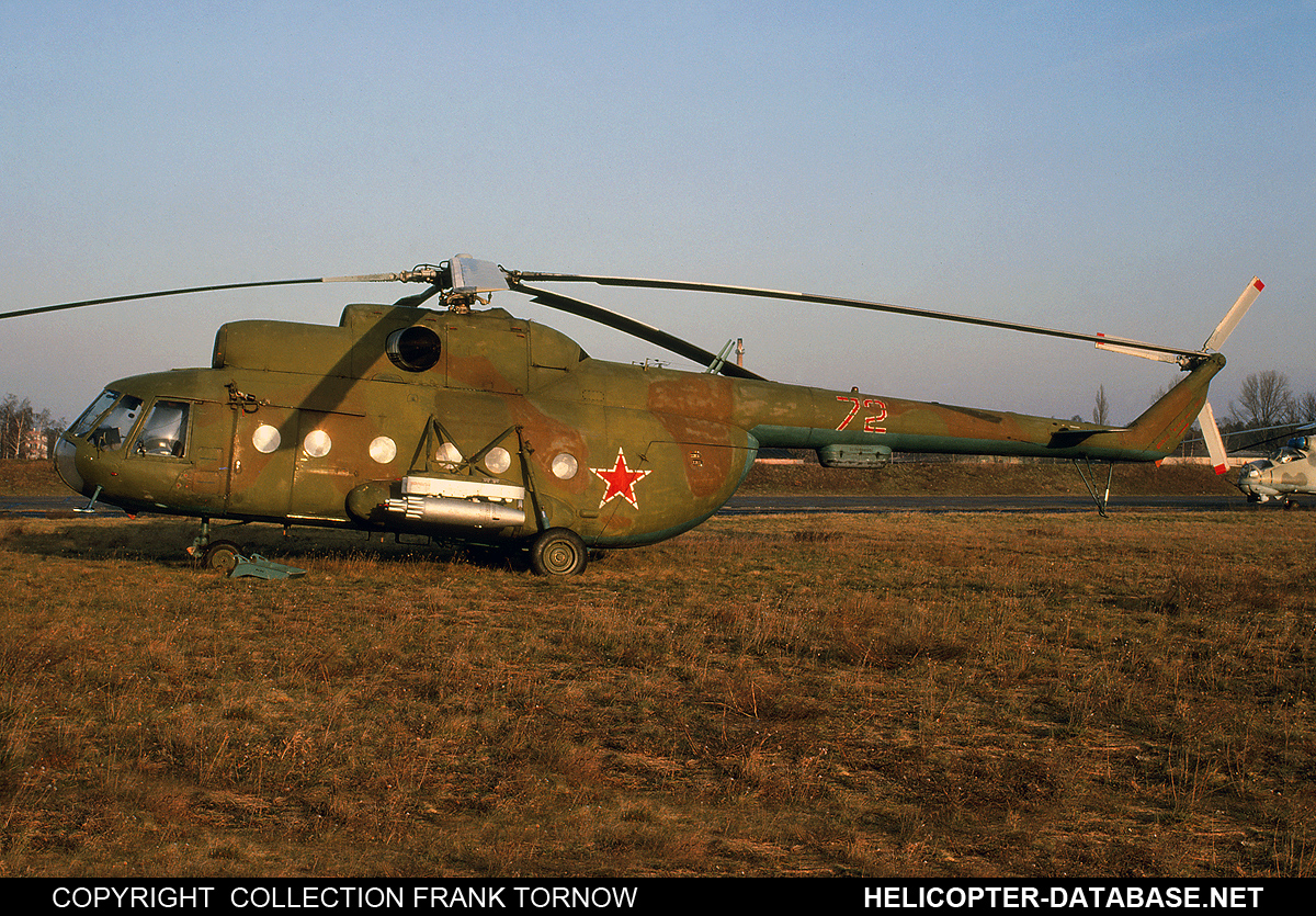 Mi-8T   72 red