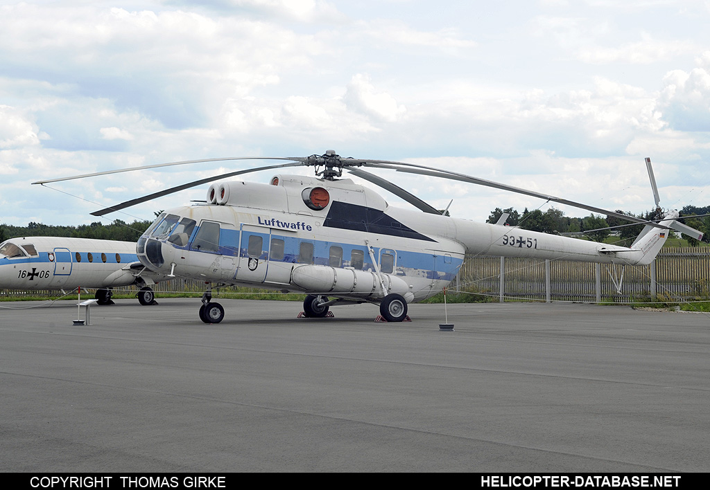 Mi-8PS   93+51