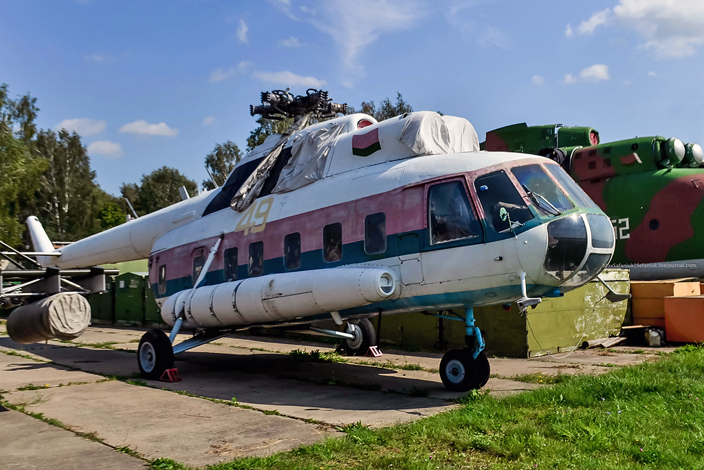 Mi-8PS   49 yellow