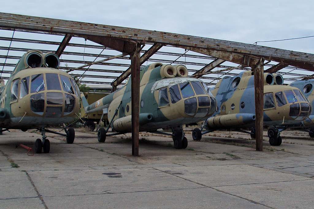 Mi-8T   10428