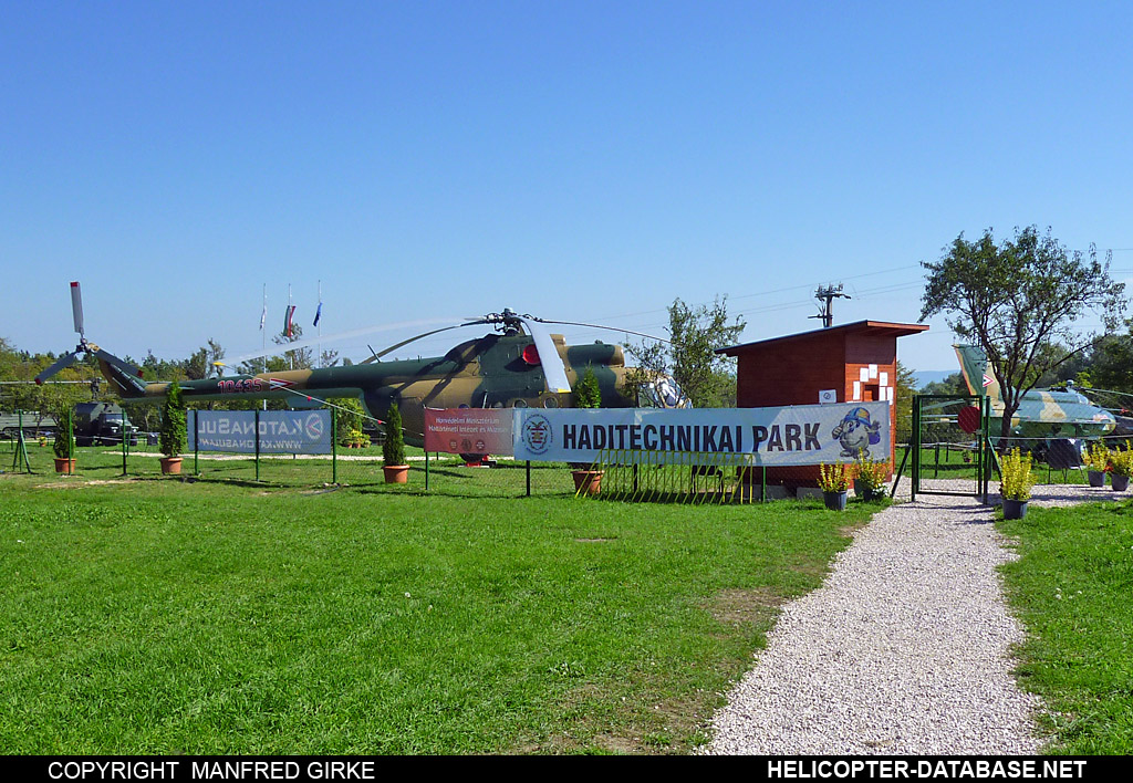 Mi-8T   10435