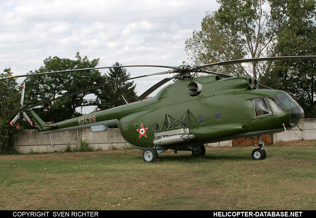 Mi-8T   10439