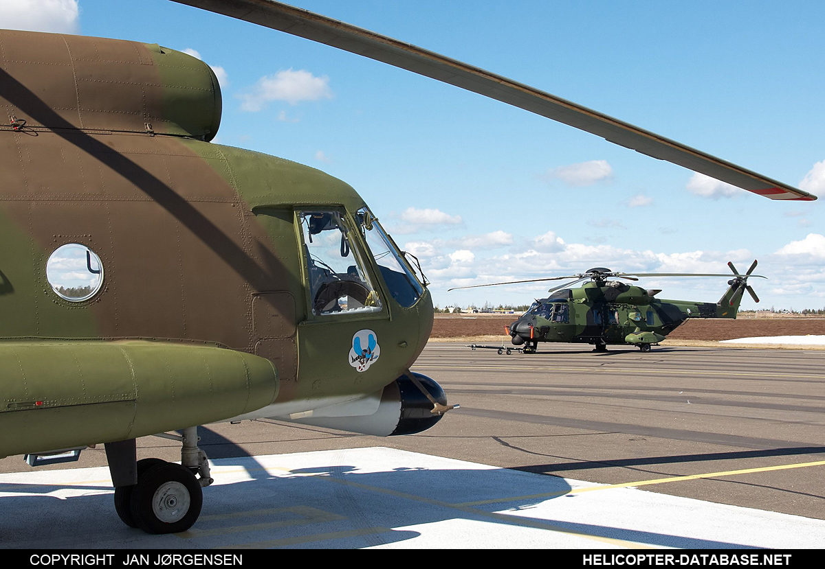 Mi-8T (upgrade by Finland 2)   HS-11