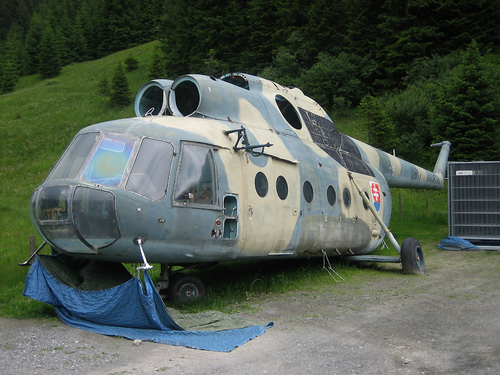Mi-8T   0817
