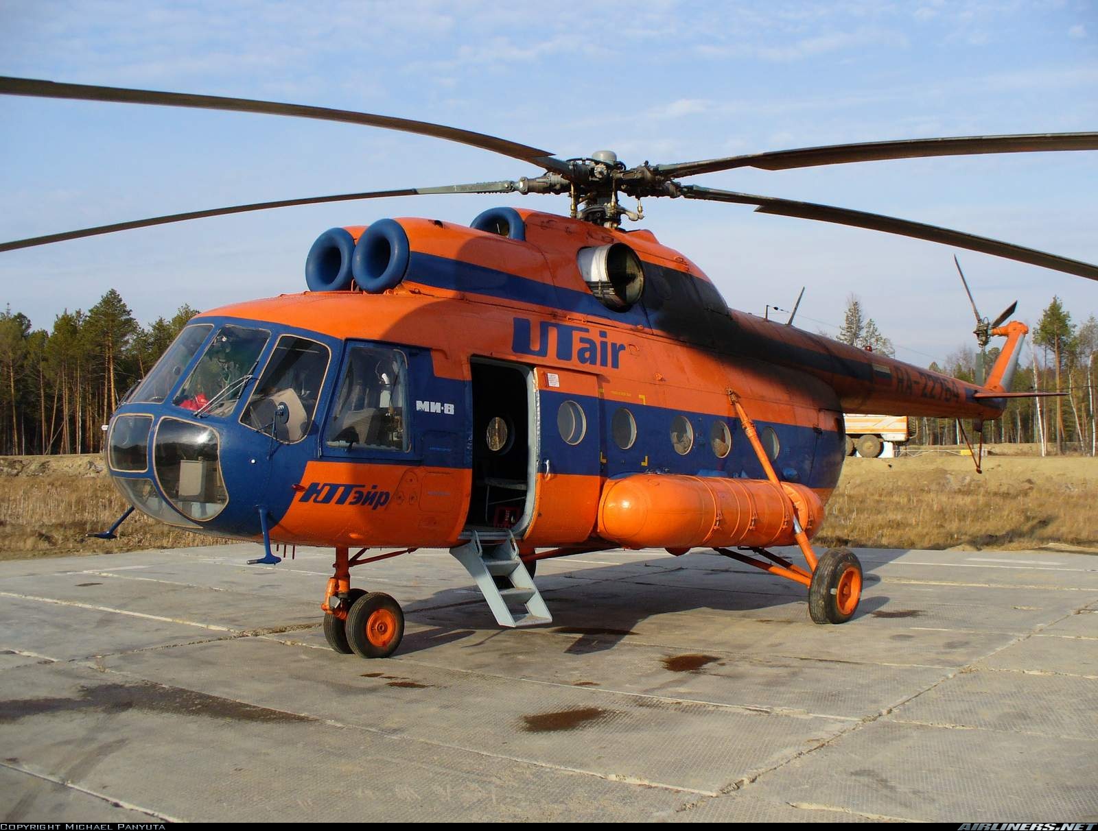 Mi-8T   RA-22764
