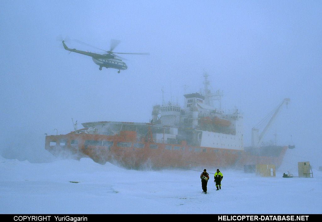 Mi-8T   RA-22772