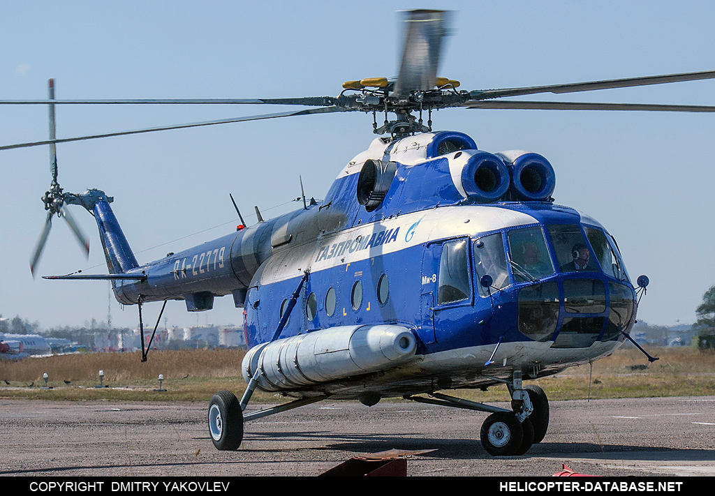 Mi-8T RA-22779