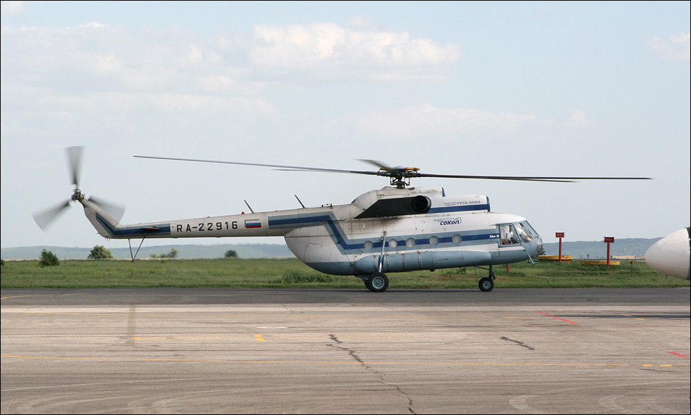 Mi-8T   RA-22916