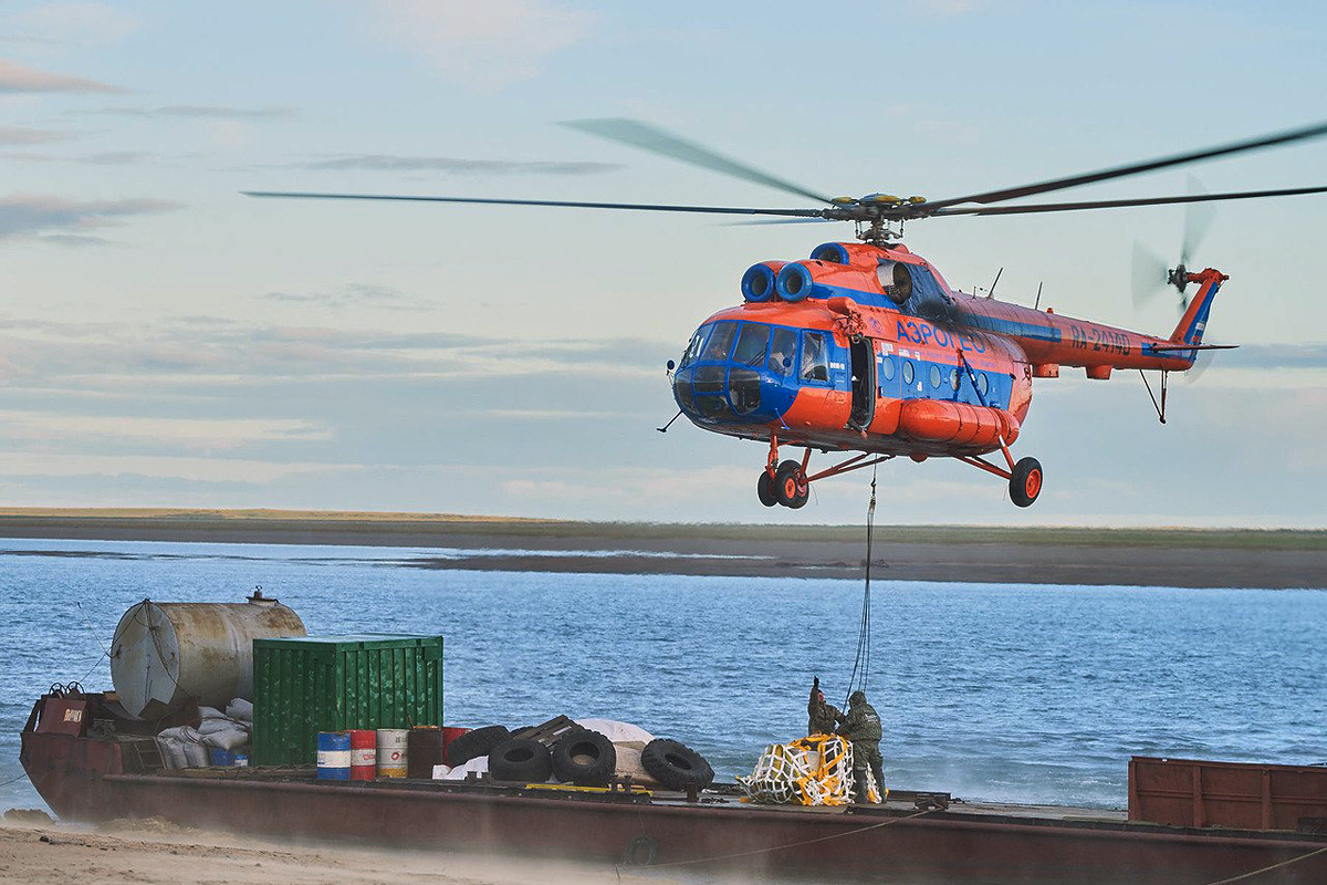 Mi-8T   RA-24140