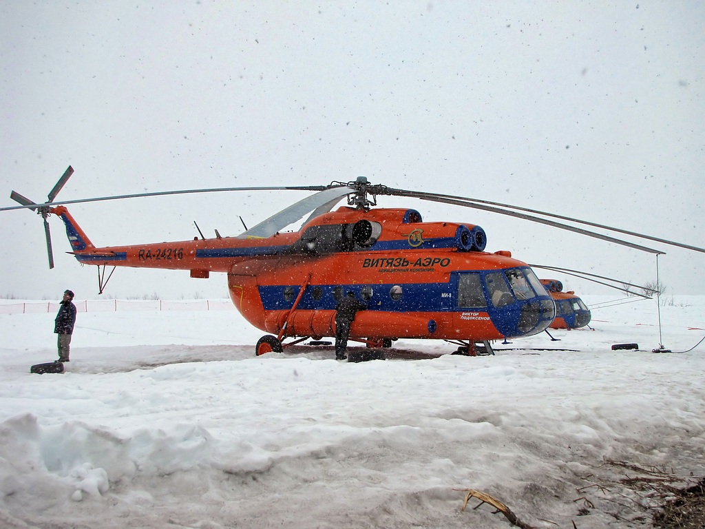 Mi-8T   RA-24216