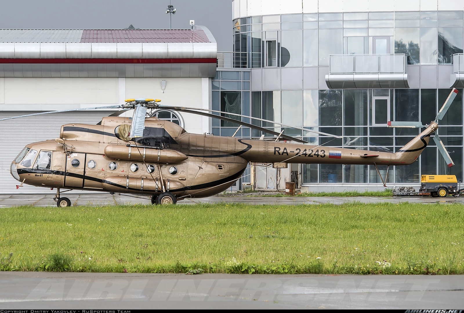 Mi-8T   RA-24243