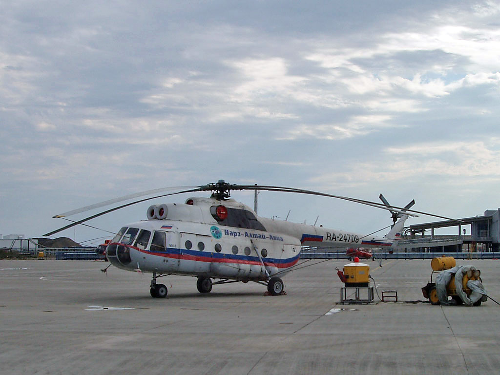 Mi-8T   RA-24709
