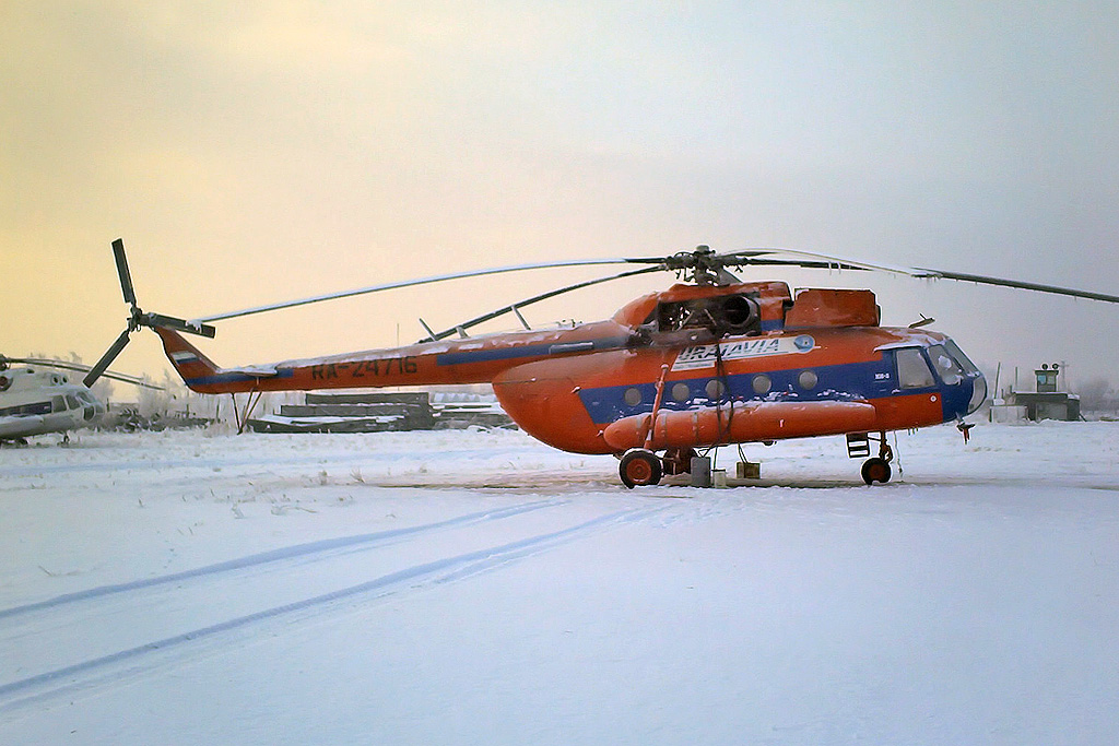 Mi-8T   RA-24716