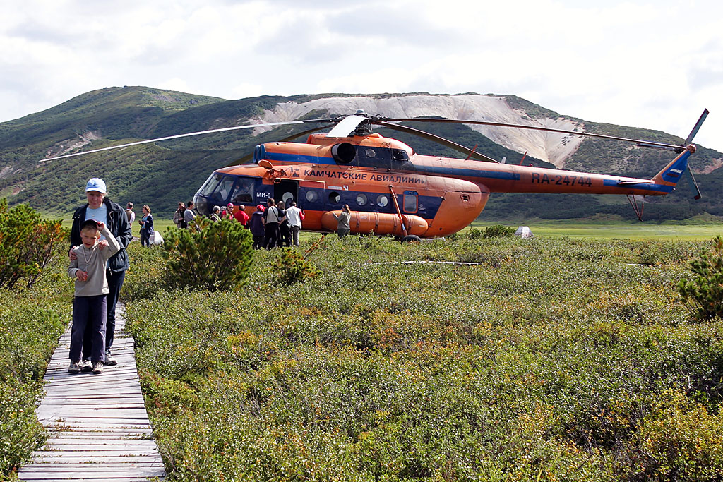 Mi-8T   RA-24744