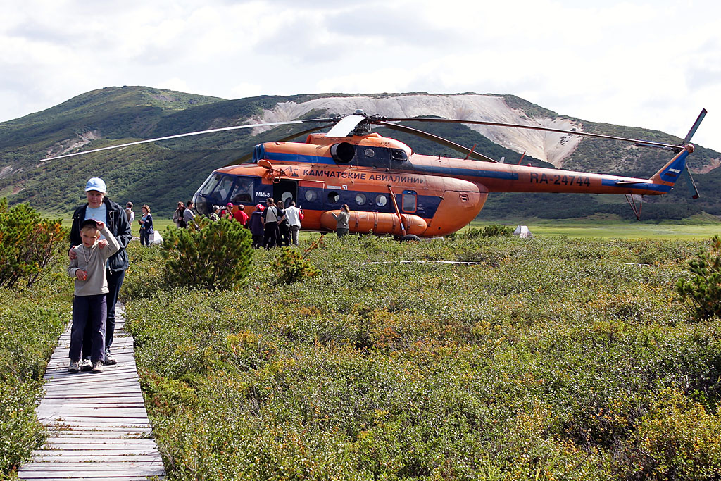 Mi-8T   RA-24744