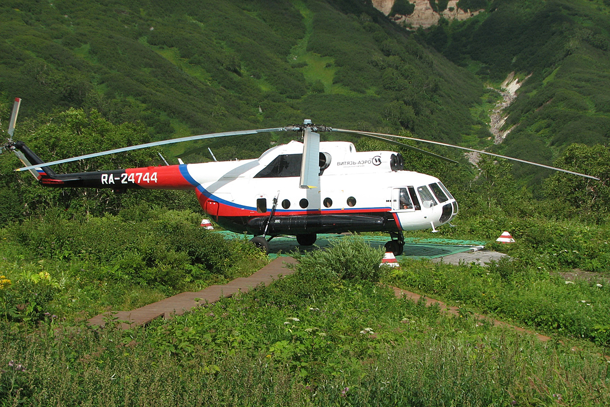 Mi-8T   RA-24744