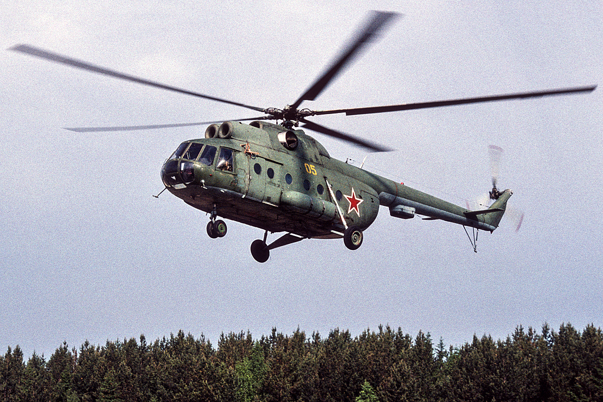 Mi-8T   05 yellow